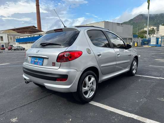 PEUGEOT-207-1.4 QUIKSILVER 8V FLEX 4P MANUAL PEUGEOT-207-2010