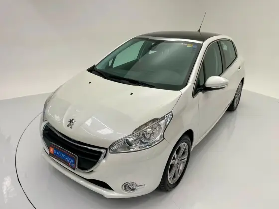 PEUGEOT 208 1.6 GRIFFE 16V FLEX 4P AUTOMÁTICO PEUGEOT 208 1.6 GRIFFE 16V FLEX 4P AUTOMÁTICO