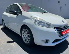 PEUGEOT 208 1.5 ALLURE 8V FLEX 4P MANUAL PEUGEOT 208 1.5 ALLURE 8V FLEX 4P MANUAL