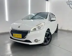 PEUGEOT 208 1.6 GRIFFE 16V FLEX 4P AUTOMÁTICO PEUGEOT 208 1.6 GRIFFE 16V FLEX 4P AUTOMÁTICO