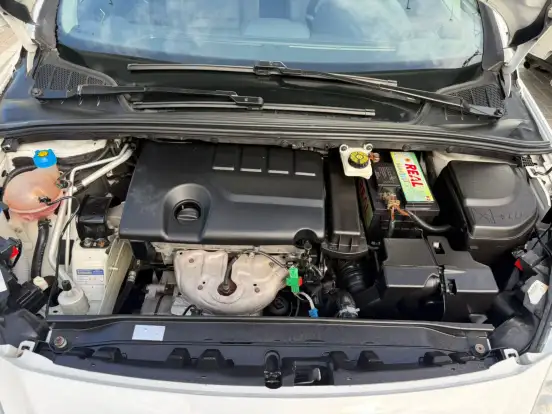 PEUGEOT-308-1.6 ACTIVE 16V FLEX 4P MANUAL PEUGEOT-308-2013