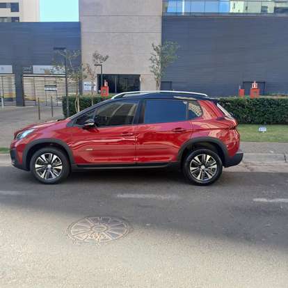 PEUGEOT-2008-2023