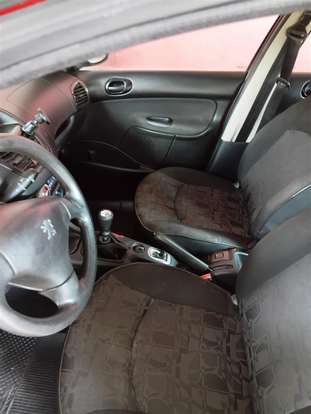 PEUGEOT-207-2010