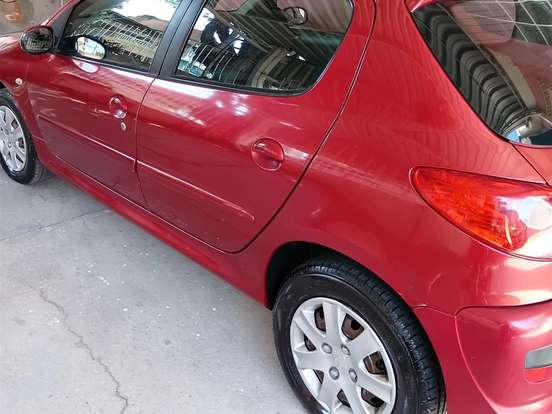 PEUGEOT-207-1.4 XR 8V FLEX 4P MANUAL PEUGEOT-207-2010