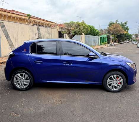 PEUGEOT-208-2022