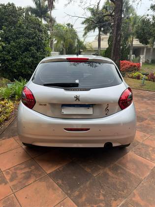 PEUGEOT 208 1.6 GRIFFE 16V FLEX 4P AUTOMÁTICO