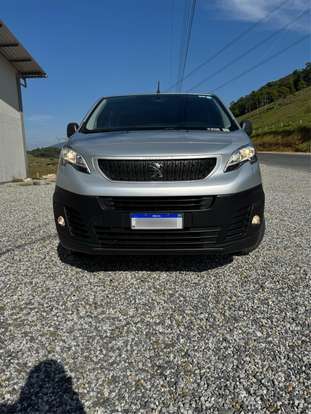 PEUGEOT-EXPERT-2022