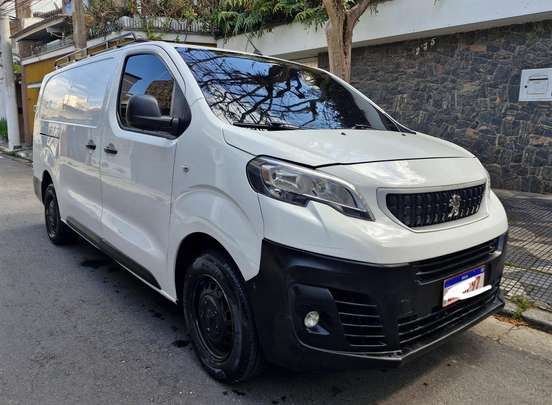 PEUGEOT-EXPERT-2020