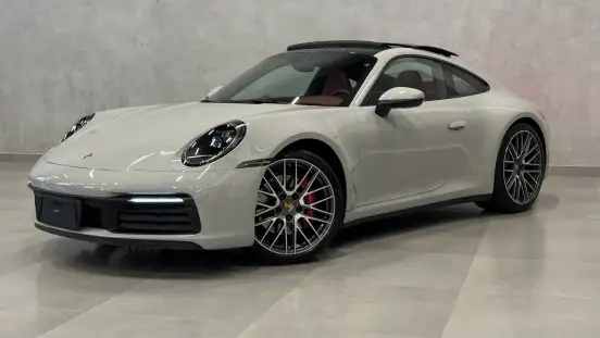 PORSCHE-911-2023