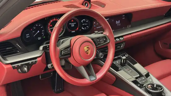 PORSCHE-911-2023
