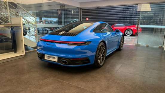 PORSCHE-911-2023