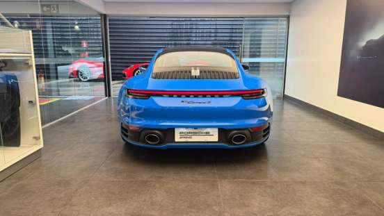 PORSCHE-911-2023