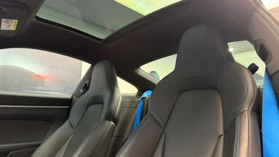 PORSCHE-911-2023