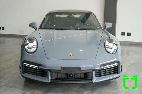 PORSCHE-911-2023