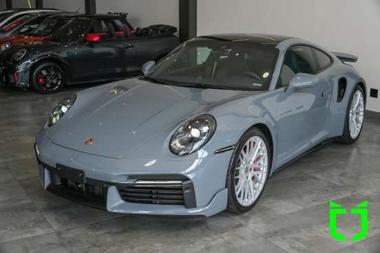 PORSCHE-911-2023