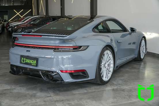 PORSCHE-911-2023