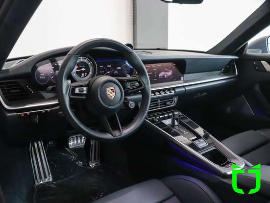 PORSCHE-911-2023