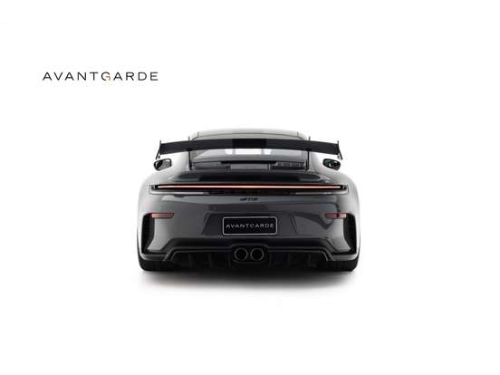 PORSCHE-911-2025