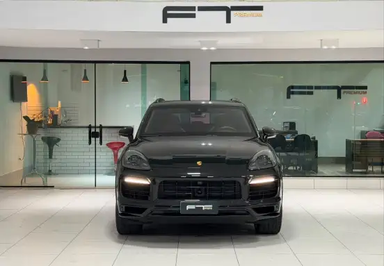 PORSCHE-CAYENNE-2023