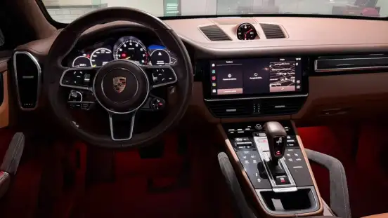 PORSCHE-CAYENNE-2023