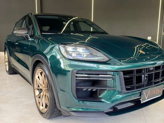 PORSCHE-CAYENNE-2025