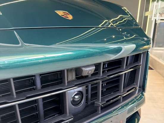 PORSCHE-CAYENNE-2025