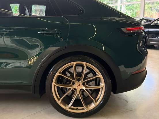 PORSCHE-CAYENNE-2025