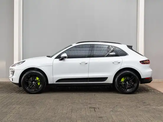 PORSCHE-MACAN-2.0 16V GASOLINA 4P AUTOMÁTICO PORSCHE-MACAN-2017