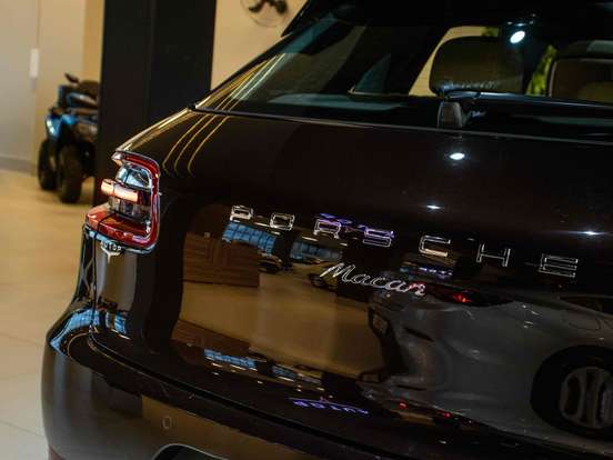 PORSCHE-MACAN-2.0 16V GASOLINA 4P AUTOMÁTICO PORSCHE-MACAN-2017