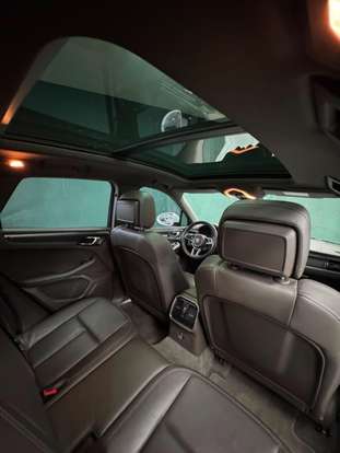 PORSCHE-MACAN-2019