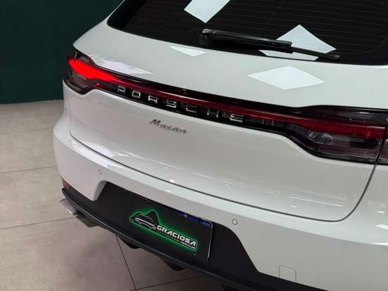 PORSCHE-MACAN-2019