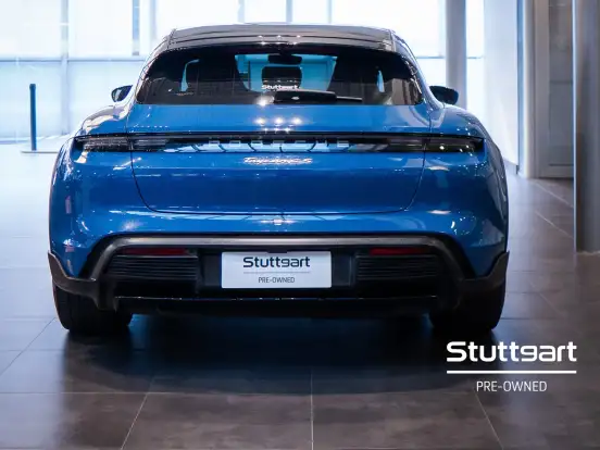 PORSCHE-TAYCAN-2023