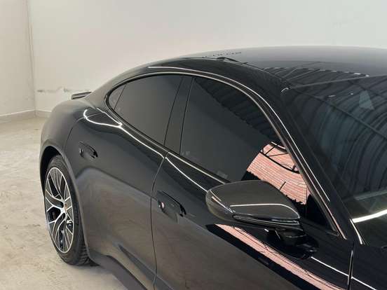 PORSCHE-TAYCAN-ELÉTRICO PORSCHE-TAYCAN-2023