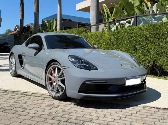 PORSCHE-718-2025