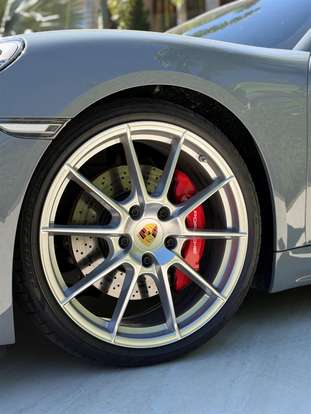 PORSCHE-718-2025