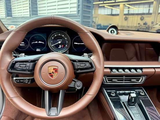 PORSCHE-911-2022