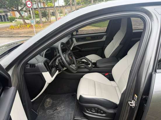 PORSCHE-CAYENNE-3.0 V6 E-HYBRID BLACK EDITION COUPÉ AWD TIPTRONIC S PORSCHE-CAYENNE-2025