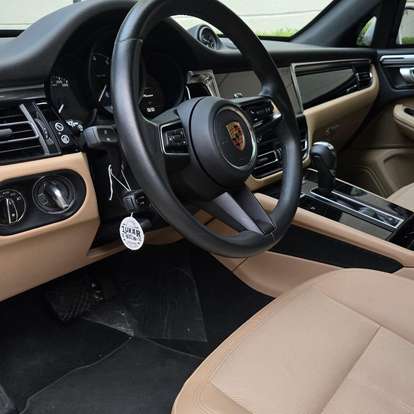 PORSCHE-MACAN-2022
