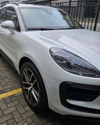 PORSCHE-MACAN-2022