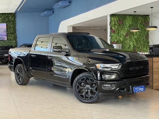 RAM 1500 5.7 V8 GASOLINA LIMITED NIGHT EDITION CD 4X4 AUTOMÁTICO