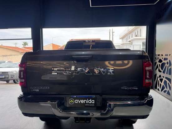 RAM-2500-6.7 I6 TURBO DIESEL LARAMIE CD 4X4 AUTOMÁTICO RAM-2500-2024