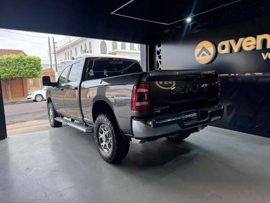 RAM-2500-6.7 I6 TURBO DIESEL LARAMIE CD 4X4 AUTOMÁTICO RAM-2500-2024