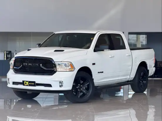 RAM-CLASSIC-5.7 V8 GASOLINA LARAMIE NIGHT EDITION CD 4X4 AUTOMÁTICO RAM-CLASSIC-2022