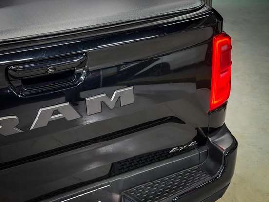 RAM-RAMPAGE-2.0 HURRICANE 4 TURBO GASOLINA R/T 4X4 AUTOMÁTICO RAM-RAMPAGE-2023