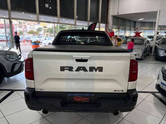 RAM-RAMPAGE-2.0 HURRICANE 4 TURBO GASOLINA R/T 4X4 AUTOMÁTICO RAM-RAMPAGE-2024