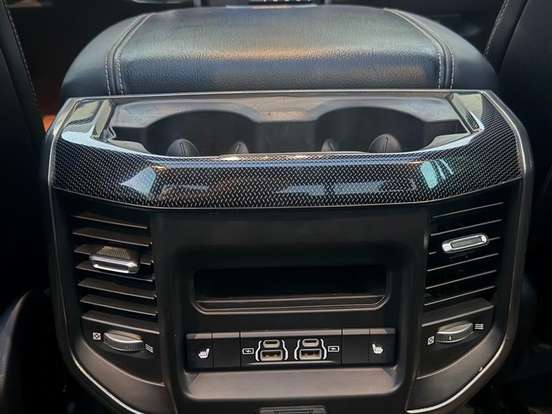 RAM-1500-5.7 V8 GASOLINA REBEL CD 4X4 AUTOMÁTICO RAM-1500-2022