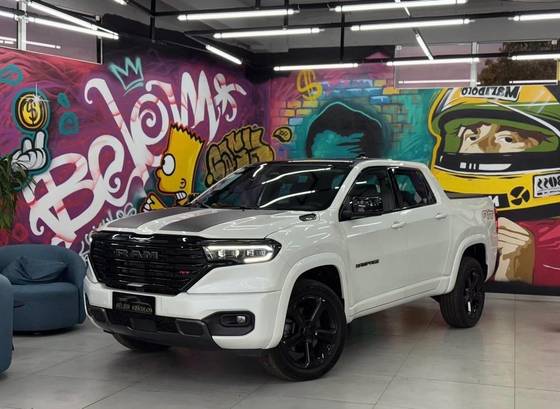 RAM RAMPAGE 2.0 HURRICANE 4 TURBO GASOLINA R/T 4X4 AUTOMÁTICO