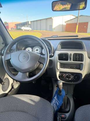 RENAULT-CLIO-1.0 CAMPUS 16V FLEX 4P MANUAL RENAULT-CLIO-2010