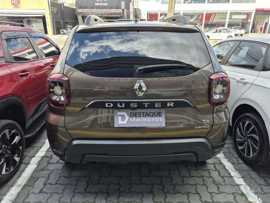 RENAULT-DUSTER-2023