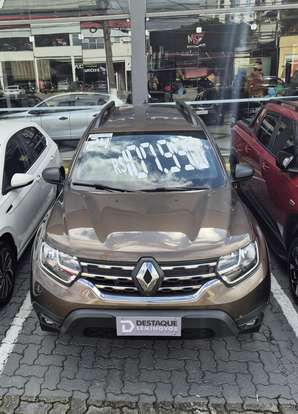 RENAULT-DUSTER-2023